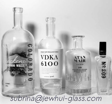 Beli 0.75L Tequila Glass Bottle Dengan Glass Stopper ISO14001 Printing Golden online manufacture