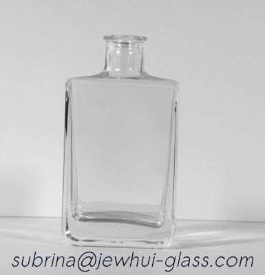 Harga yang pantas 200ml Gin or  Vodka Liquor Gin Rum Tequila Glass Bottle With Vinlock Glass Closures on line